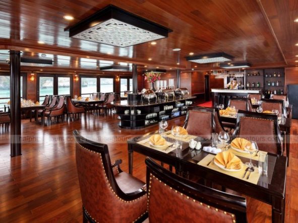 restaurant Vspirit Premier Cruise