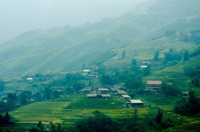 Sleeping in homestay in Ta Van