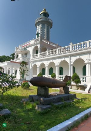 Lighthouse on Hon Dau island