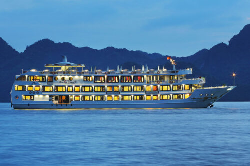 Starlight Cruise Bai Tu Long bay
