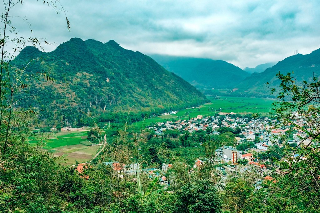 view of the town and mountains of Mai Chau