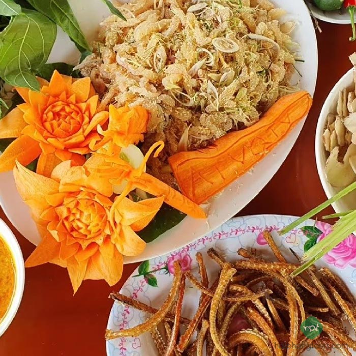 Cách ăn Gỏi cá nhệch Quảng Yên