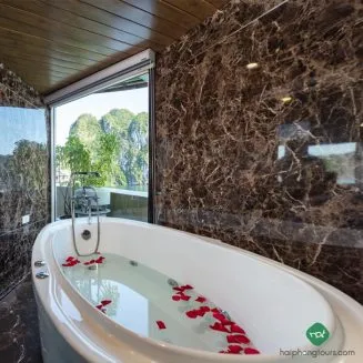 Tub in Royal Suite Balcony
