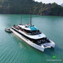 Catamaran Day Cruise: Visit Lan Ha Bay from Halong in 1 day