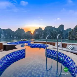 Jacuzzi Pool