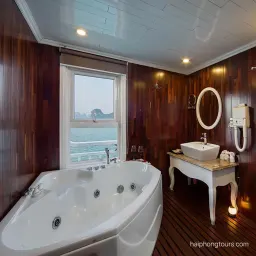 Signature Cruise 2 day 1 night tour